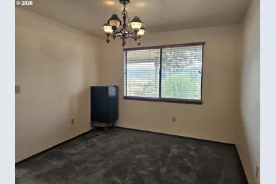 202 E Despain St, Ukiah, OR 97880 - Photo 18