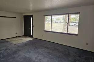 202 E Despain St, Ukiah, OR 97880 - Photo 14