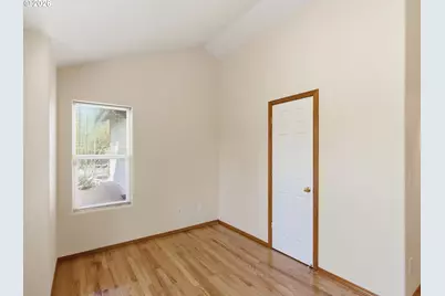 9606 N Clarendon Ave, Portland, OR 97203 - Photo 30
