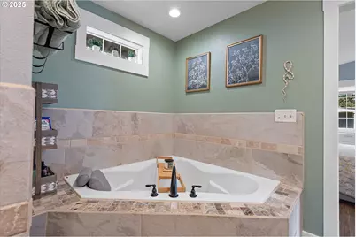 19735 SW Rosa Rd, Beaverton, OR 97078 - Photo 16