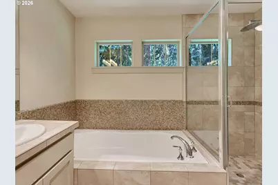 5055 W Sunset Dr, Lake Oswego, OR 97035 - Photo 26