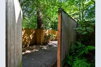 5055 W Sunset Dr, Lake Oswego, OR 97035 - Photo 38