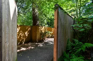 5055 W Sunset Dr, Lake Oswego, OR 97035 - Photo 38