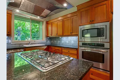5055 W Sunset Dr, Lake Oswego, OR 97035 - Photo 14