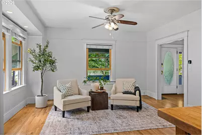 216 S Iowa St, Portland, OR 97239 - Photo 10