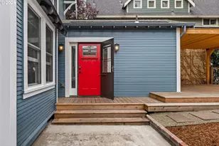 216 S Iowa St, Portland, OR 97239 - Photo 4