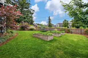 957 Marylhurst Dr, West Linn, OR 97068 - Photo 48