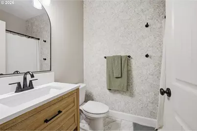 523 N 8th Pl, Carlton, OR 97111 - Photo 14