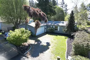 98190 Gavin Ln, Brookings, OR 97415 - Photo 2