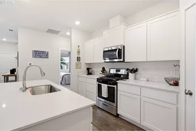 11313 NE 17th St, Vancouver, WA 98684 - Photo 18