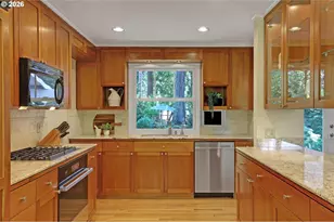 130 NW 101st Ave, Portland, OR 97229 - Photo 12