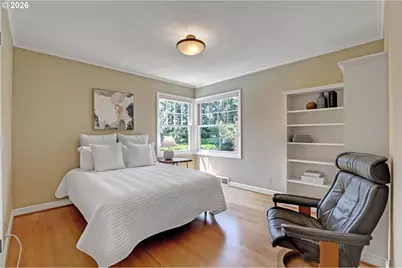 130 NW 101st Ave, Portland, OR 97229 - Photo 18
