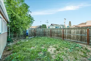 2360 Redwood Ave, Grants Pass, OR 97527 - Photo 18