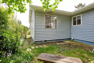 2207 Oregon Ct, Woodburn, OR 97071 - Photo 28