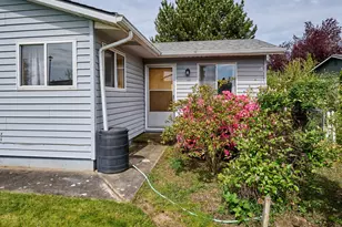 2207 Oregon Ct, Woodburn, OR 97071 - Photo 26