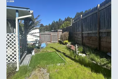 15765 Highway 101S #14, Brookings, OR 97415 - Photo 22
