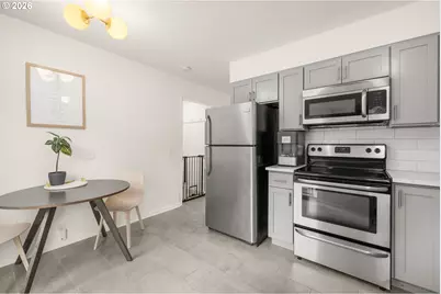 9880 SW 80th Ave, Portland, OR 97223 - Photo 10
