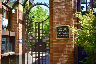 1500 SW Park Ave #206, Portland, OR 97201 - Photo 2