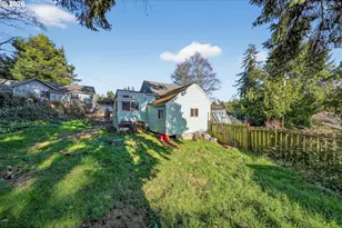 4877 NE H Ave, Neotsu, OR 97364 - Photo 4