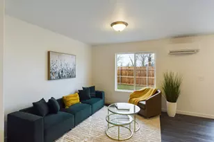 221 Merrick Ave, Umatilla, OR 97882 - Photo 6