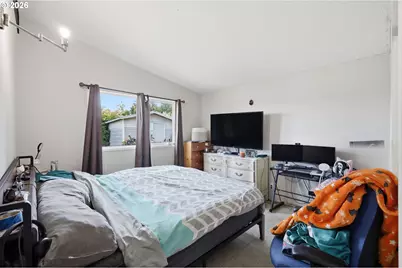 1604 E Taylor Ave, Cottage Grove, OR 97424 - Photo 20