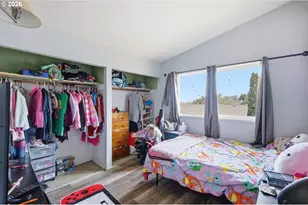 1604 E Taylor Ave, Cottage Grove, OR 97424 - Photo 14