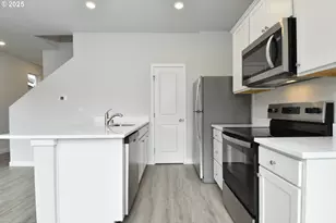 1329 NE Clark Ave, Battle Ground, WA 98604 - Photo 6