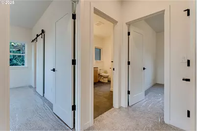 2240 W 25th Pl, Eugene, OR 97405 - Photo 34