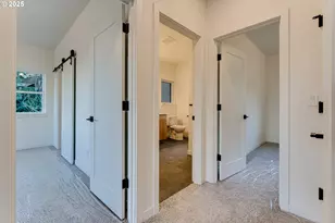 2240 W 25th Pl, Eugene, OR 97405 - Photo 34