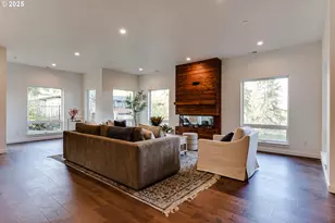 2240 W 25th Pl, Eugene, OR 97405 - Photo 14