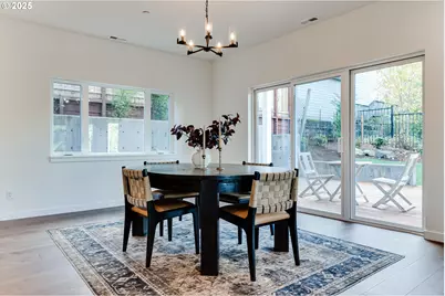 2240 W 25th Pl, Eugene, OR 97405 - Photo 22