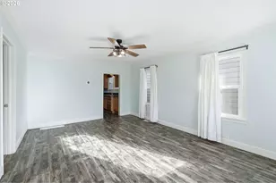 5431 SE Flavel St, Portland, OR 97206 - Photo 6