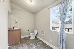 5431 SE Flavel St, Portland, OR 97206 - Photo 22