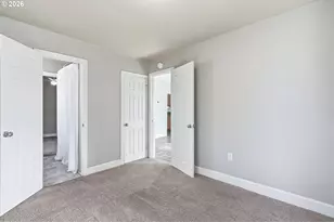 5431 SE Flavel St, Portland, OR 97206 - Photo 16