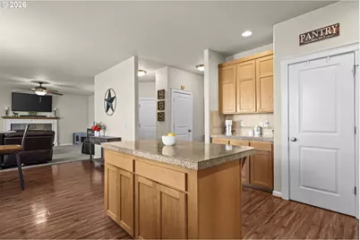 14331 Thurman St, Oregon City, OR 97045 - Photo 10