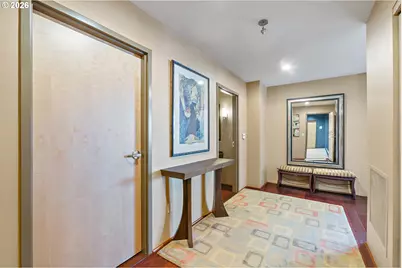 1221 SW 10th Ave #1205, Portland, OR 97205 - Photo 4
