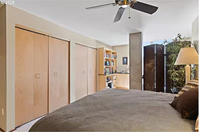 1221 SW 10th Ave #1205, Portland, OR 97205 - Photo 36
