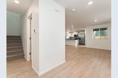 5017 NE 63rd Ave, Vancouver, WA 98661 - Photo 2