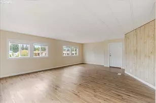 11768 SW Royal Villa Dr, Tigard, OR 97224 - Photo 12