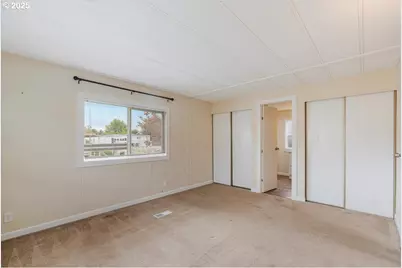 11768 SW Royal Villa Dr #124, Tigard, OR 97224 - Photo 30