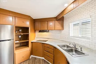 11768 SW Royal Villa Dr, Tigard, OR 97224 - Photo 16