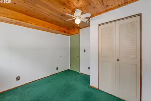 736 Ferguson Ln, Days Creek, OR 97429 - Photo 24