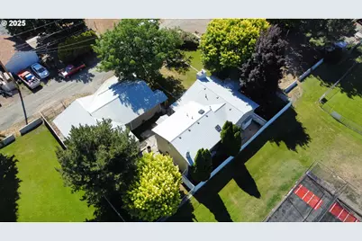 1920 Cliff St, Baker City, OR 97814 - Photo 28