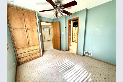 1920 Cliff St, Baker City, OR 97814 - Photo 12