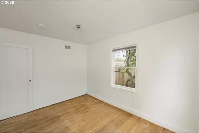 246 NW Freeman Ave, Hillsboro, OR 97124 - Photo 12