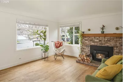 246 NW Freeman Ave, Hillsboro, OR 97124 - Photo 4