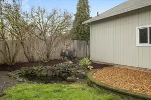 246 NW Freeman Ave, Hillsboro, OR 97124 - Photo 38