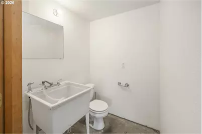 246 NW Freeman Ave, Hillsboro, OR 97124 - Photo 42