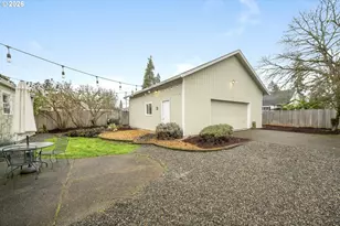 246 NW Freeman Ave, Hillsboro, OR 97124 - Photo 40
