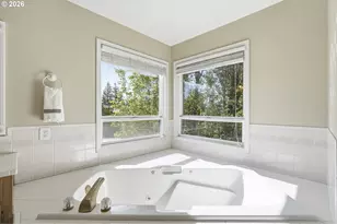 11996 SE Grand Vista Dr, Clackamas, OR 97015 - Photo 32